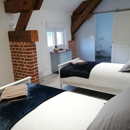 La Grange Du Bosquet Bed and Breakfast Honnecourt-sur-Escaut Værelse billede