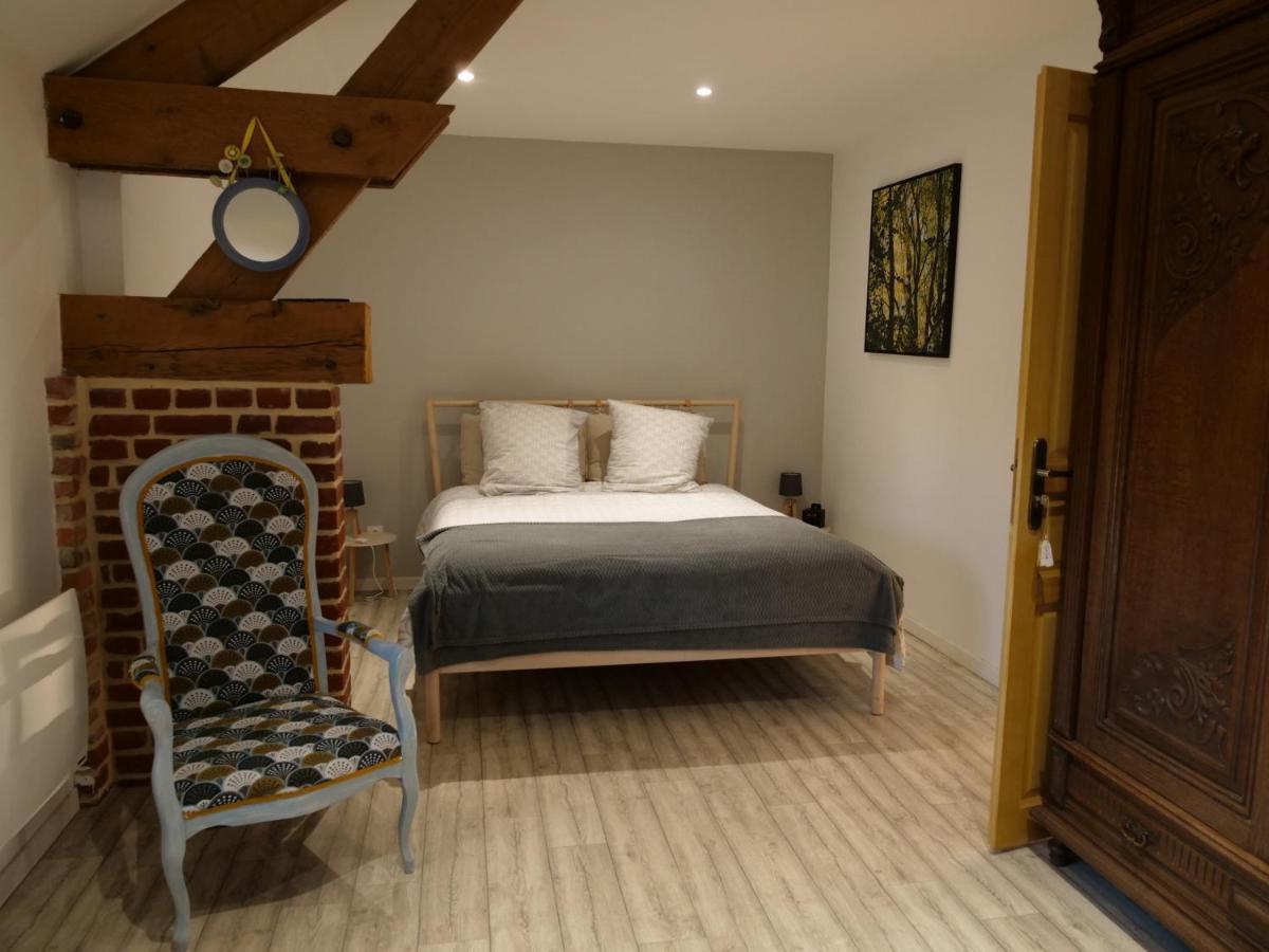 La Grange Du Bosquet Bed and Breakfast Honnecourt-sur-Escaut Værelse billede